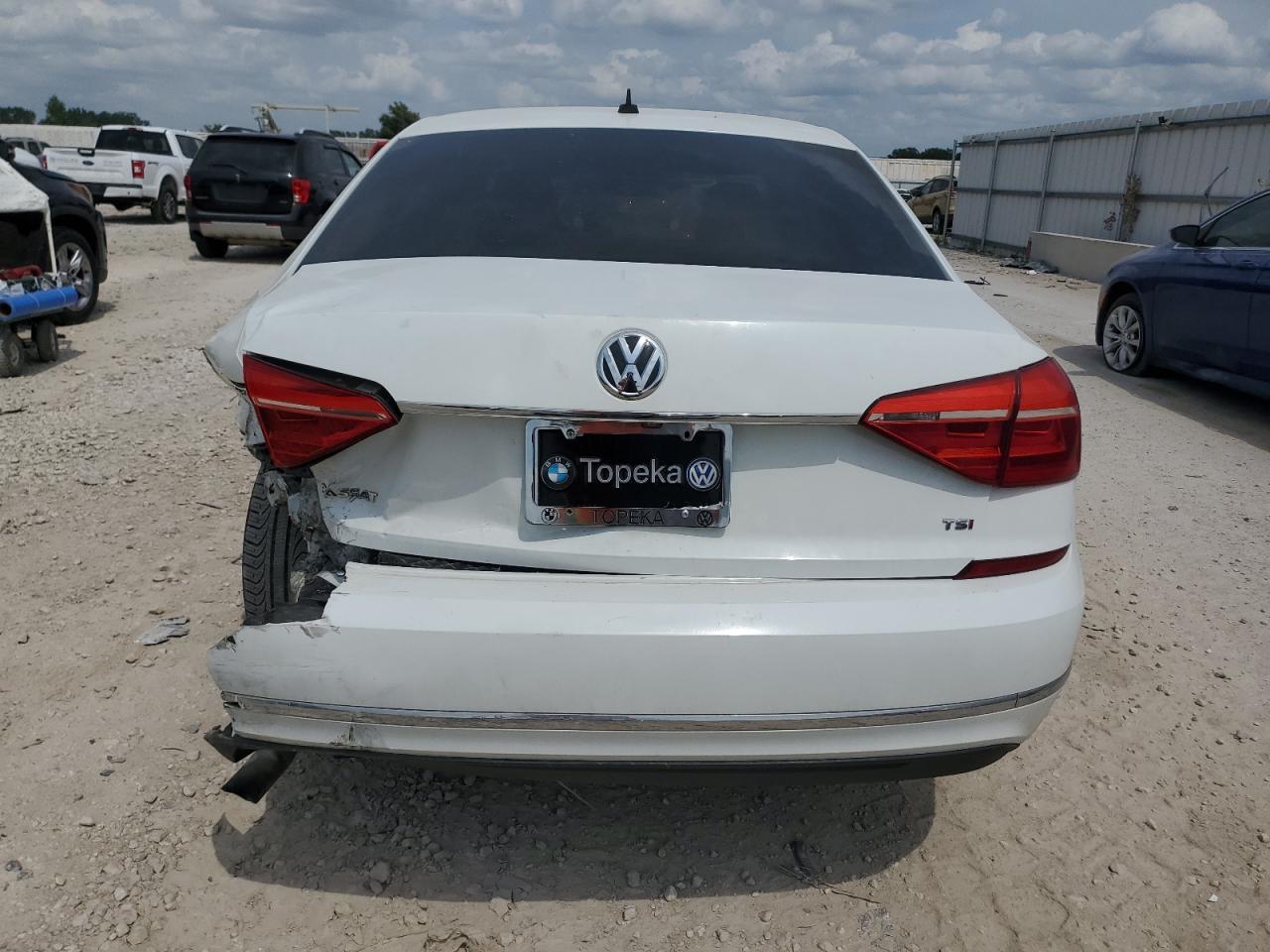 2016 Volkswagen Passat S VIN: 1VWAT7A31GC018168 Lot: 64483805