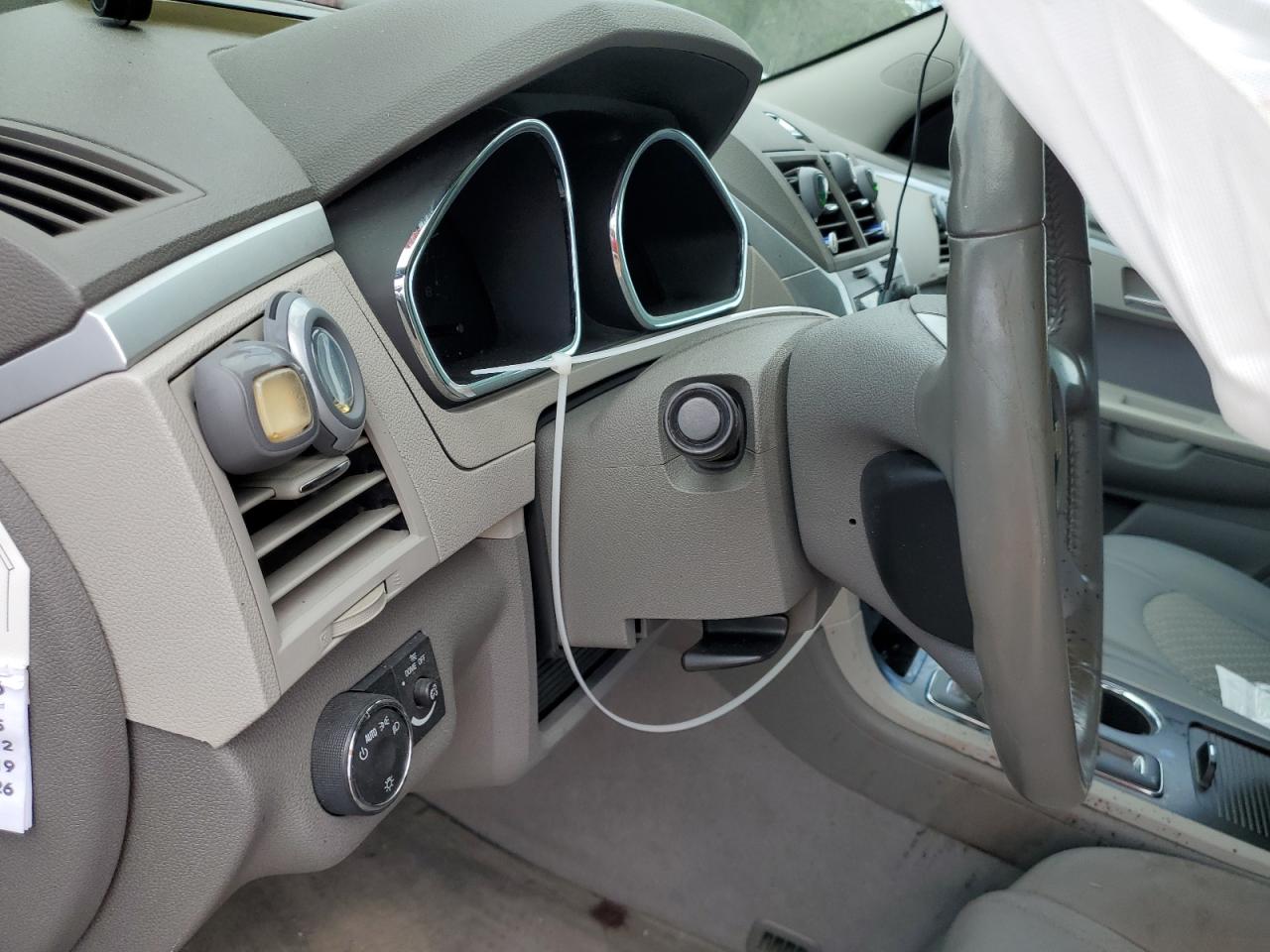 2011 Chevrolet Traverse Ls VIN: 1GNKRFED0BJ176452 Lot: 64393945