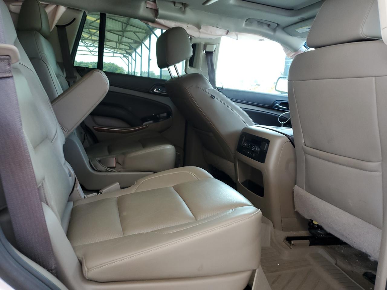 2019 Chevrolet Tahoe C1500 Premier VIN: 1GNSCCKJ4KR266232 Lot: 63289845