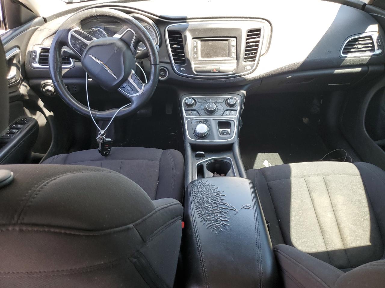 2015 Chrysler 200 Limited VIN: 1C3CCCAB6FN665409 Lot: 64232135