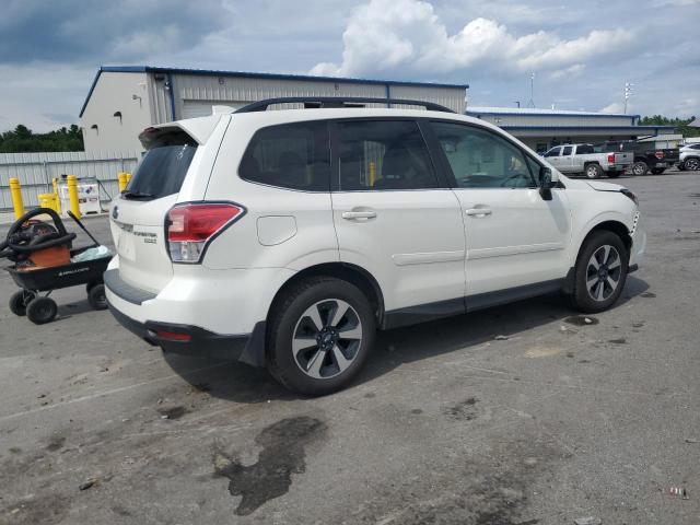  SUBARU FORESTER 2017 Белы