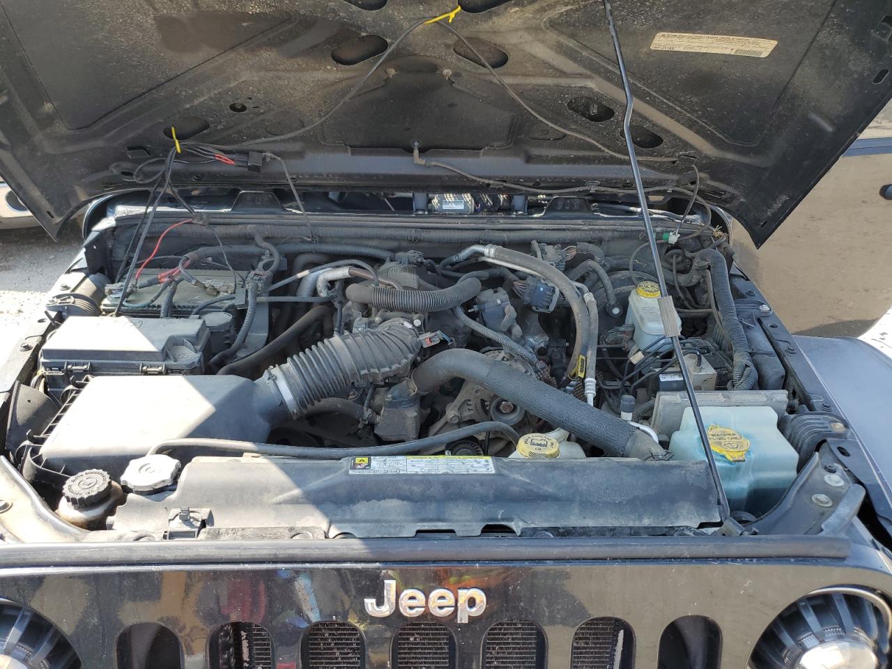 2011 Jeep Wrangler Sport VIN: 1J4AA2D13BL625360 Lot: 64873035