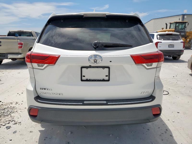  TOYOTA HIGHLANDER 2017 Biały
