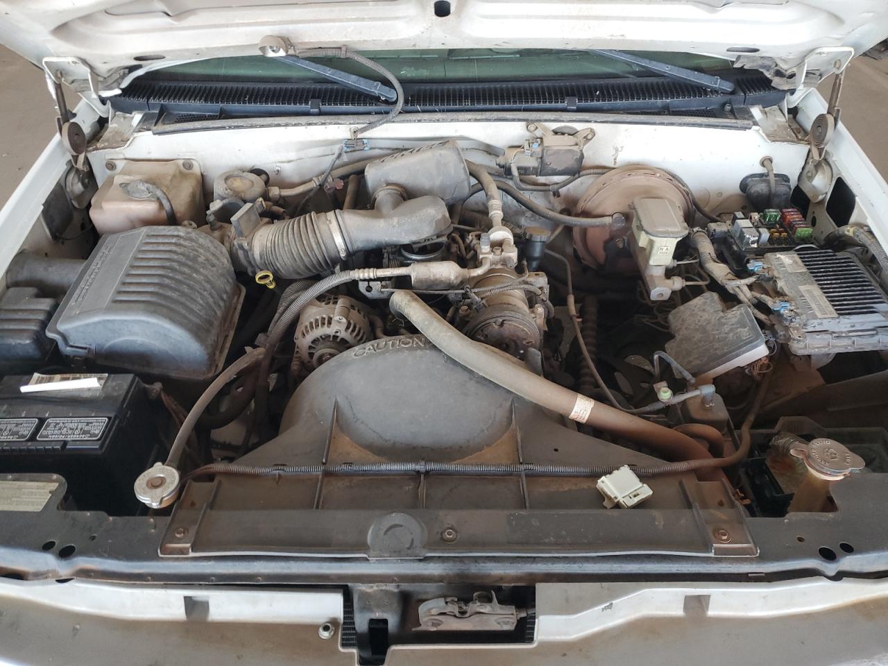 1998 Chevrolet Gmt-400 C1500 VIN: 1GCEC14W8WZ250348 Lot: 65644115