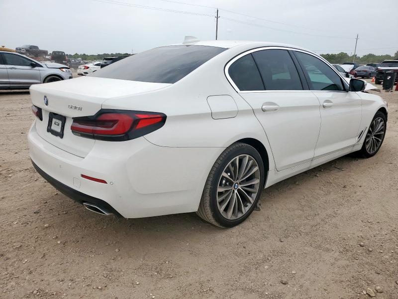 BMW 5 SERIES 2022 Белы