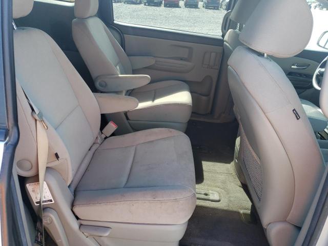 2015 KIA SEDONA L  