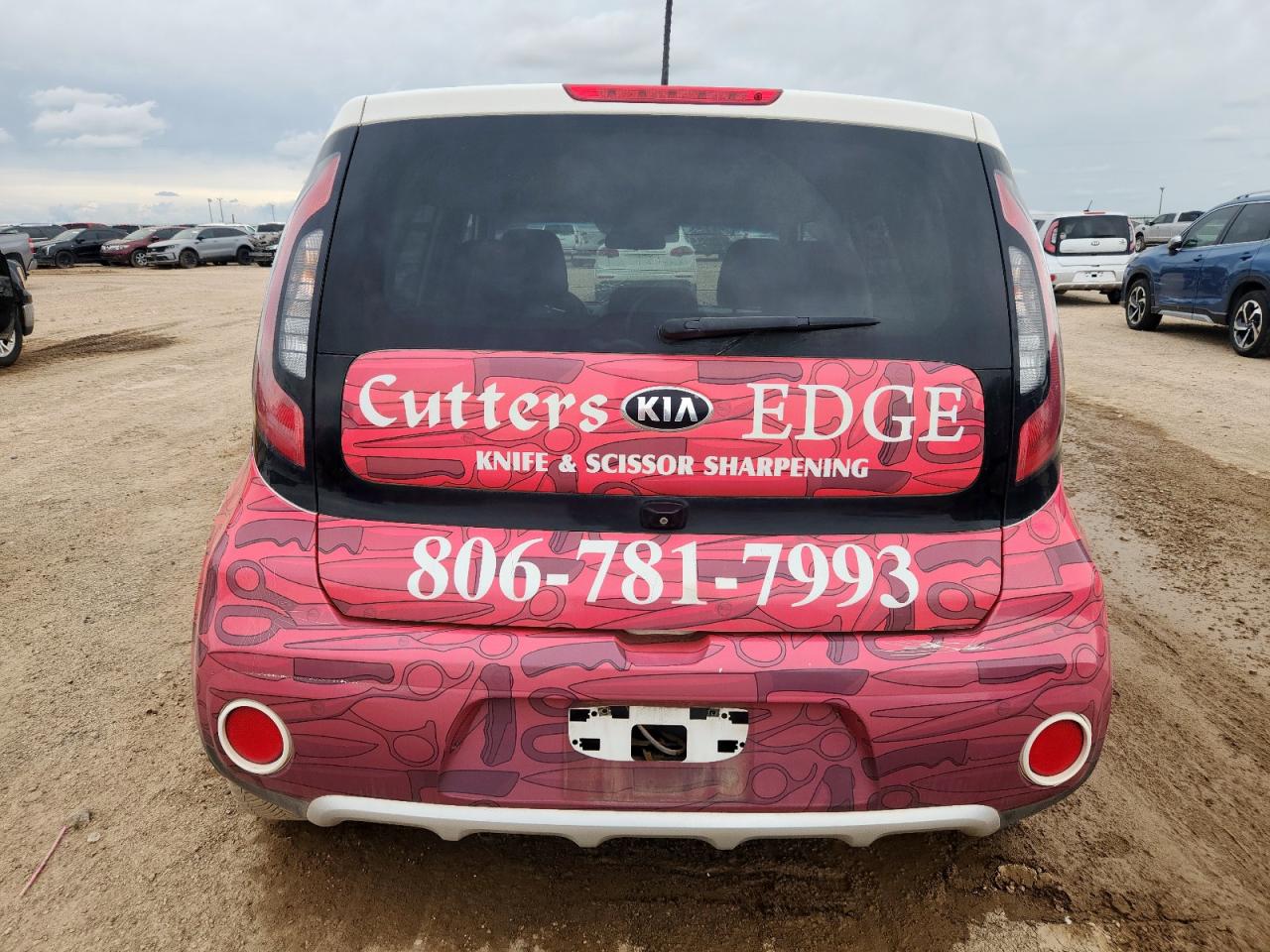 2018 Kia Soul + VIN: KNDJP3A51J7894434 Lot: 63059535