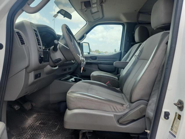 Vans NISSAN NV 2015 Biały