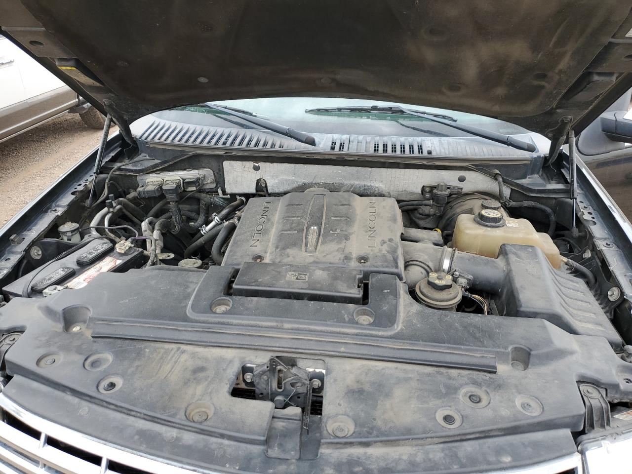 5lmfu28548lj09235 5LMFU28548LJ09235 2008 Lincoln Navigator