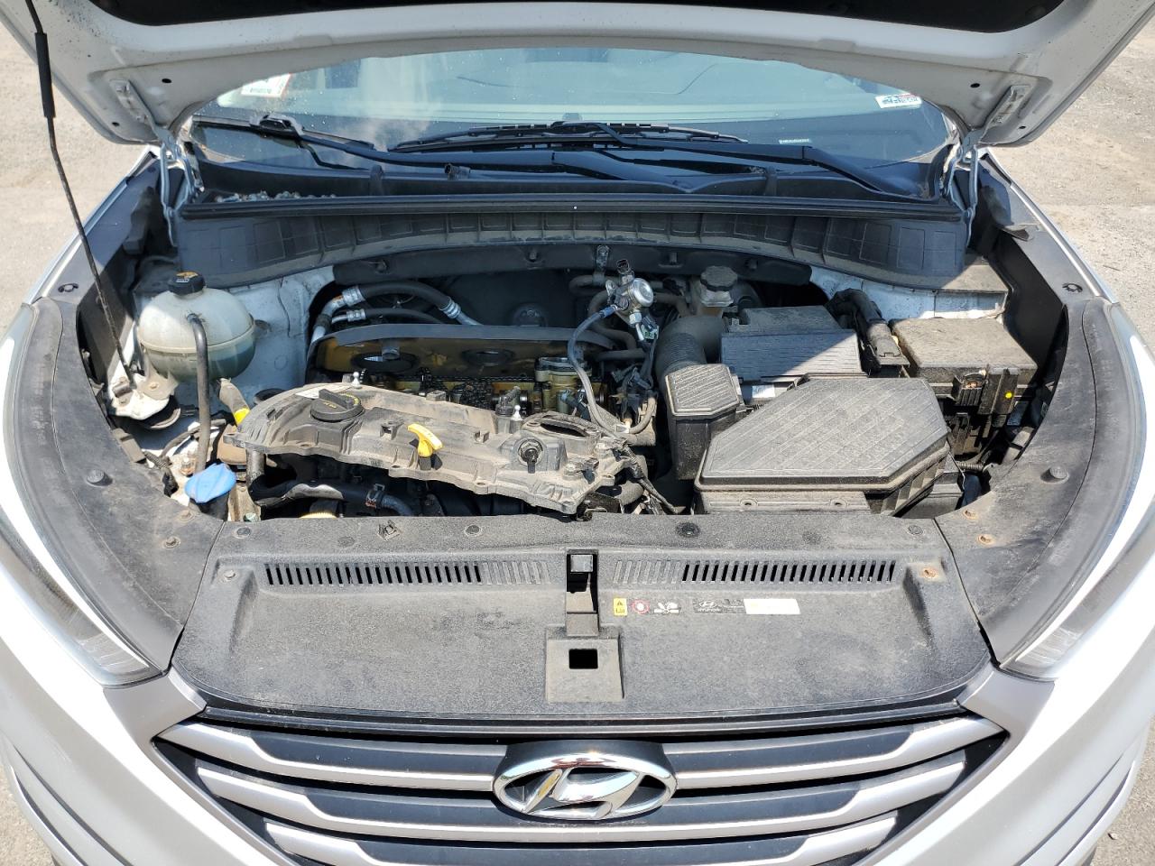 km8j3ca40ju625017 KM8J3CA40JU625017 2018 Hyundai Tucson Sel