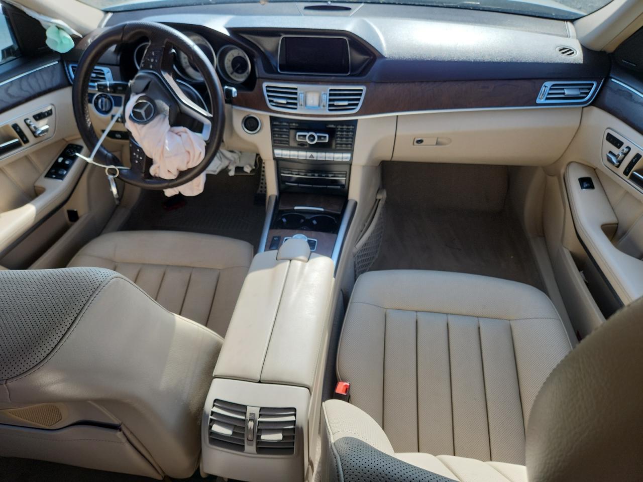 2015 Mercedes-Benz E 350 VIN: WDDHF5KB3FB098585 Lot: 65998495