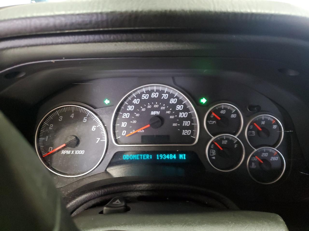 2005 GMC Envoy VIN: 1GKDT13S352198374 Lot: 64253195