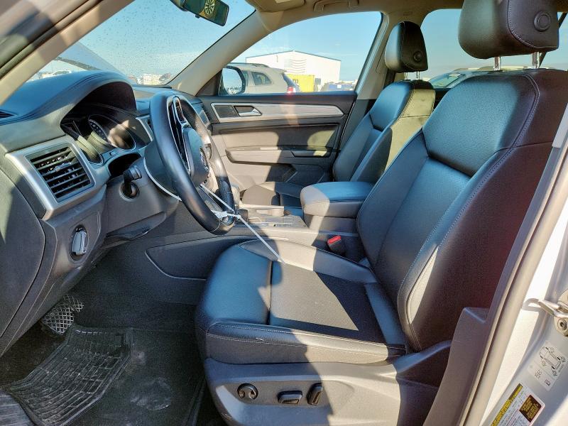  VOLKSWAGEN ATLAS 2018 Серебристый