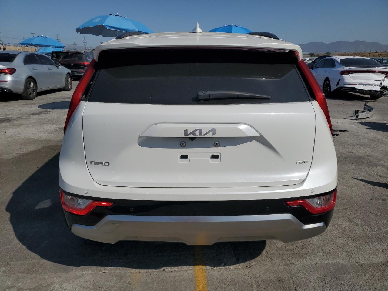 2023 Kia Niro Ex VIN: KNDCR3LE2P5052609 Lot: 65577595