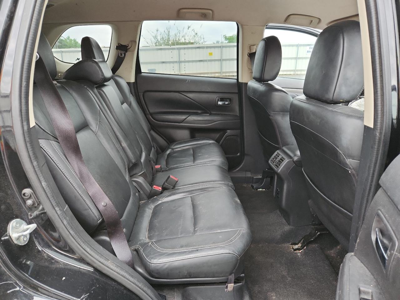 2020 Mitsubishi Outlander Se VIN: JA4AZ3A31LZ019560 Lot: 63980395