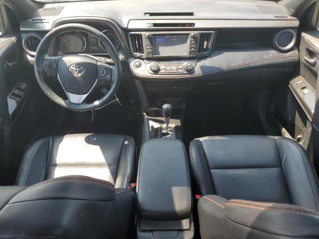 2018 TOYOTA RAV4 SE  