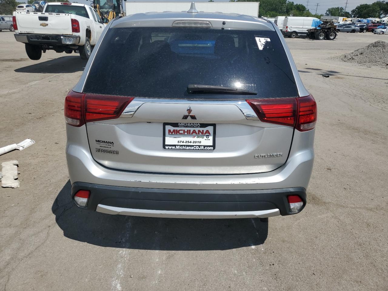 2018 Mitsubishi Outlander Es VIN: JA4AD2A38JZ017889 Lot: 65189255