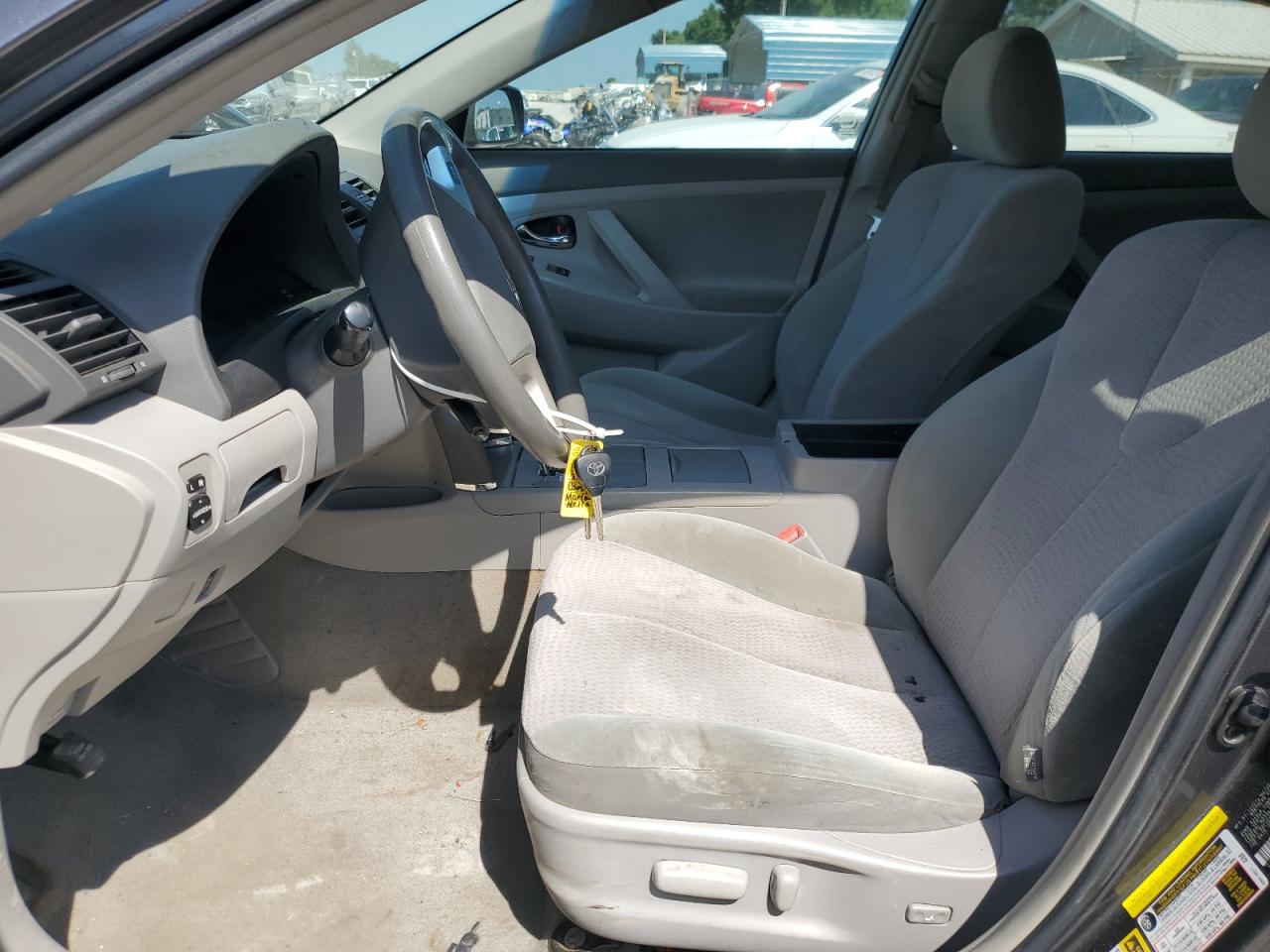 2011 Toyota Camry Base VIN: 4T4BF3EK2BR206808 Lot: 65608895