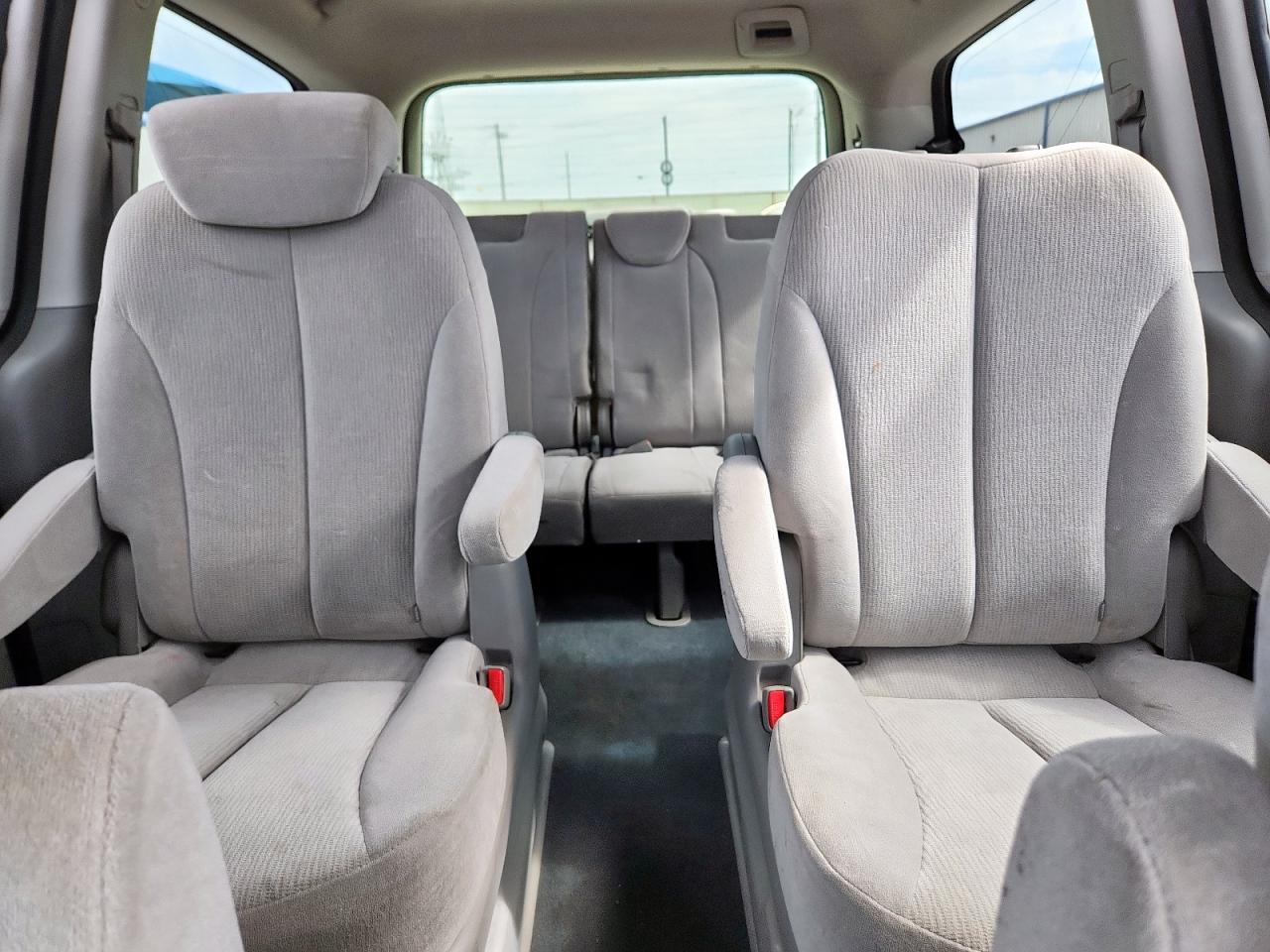 2008 Kia Sedona Ex VIN: KNDMB233886198994 Lot: 63029915