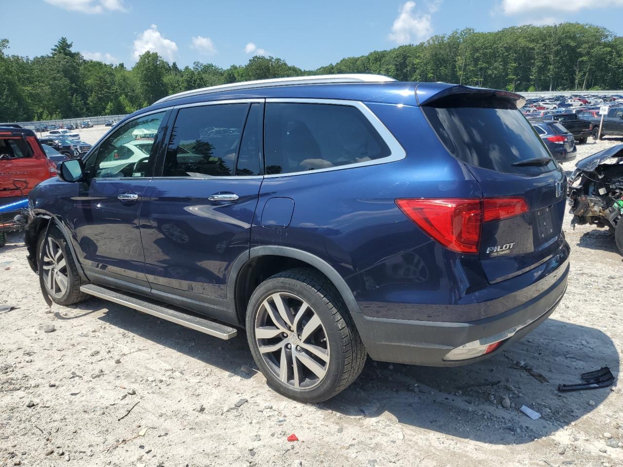 2018 Honda Pilot Touring VIN: 5FNYF6H92JB001774 Lot: 64494225