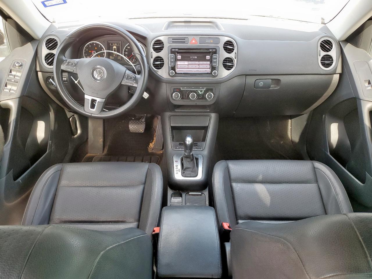 2011 Volkswagen Tiguan S VIN: WVGAV7AX8BW538256 Lot: 65043475