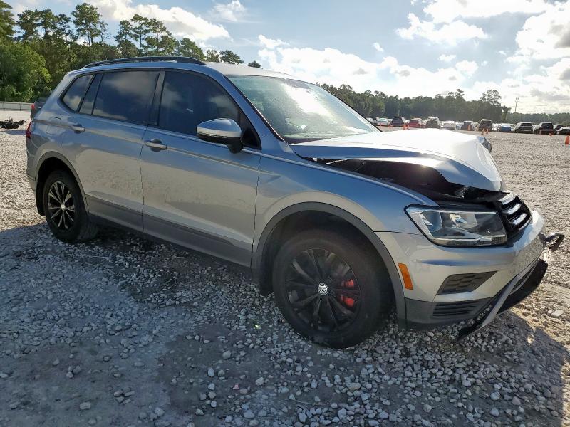  VOLKSWAGEN TIGUAN 2020 Серебристый