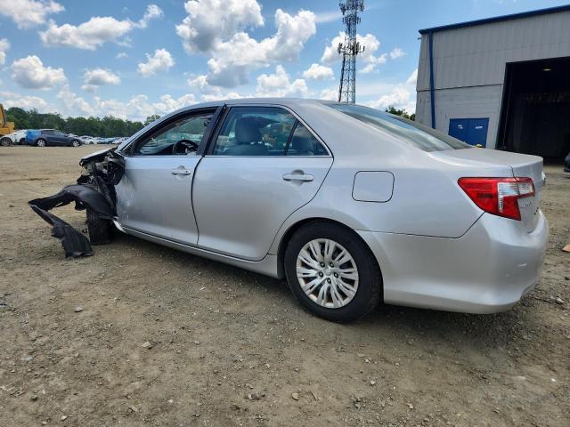  TOYOTA CAMRY 2012 Srebrny
