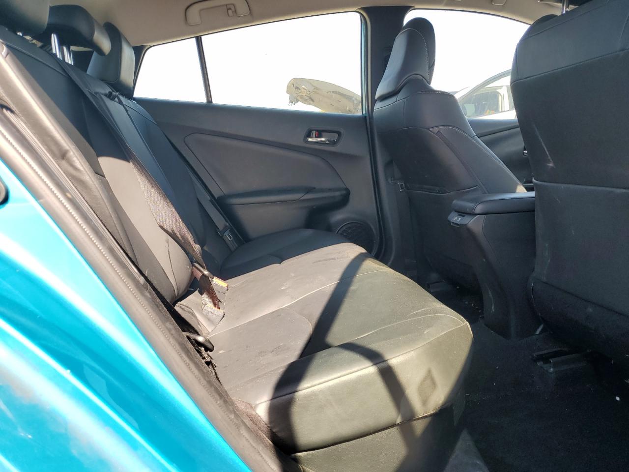 2020 Toyota Prius Prime Le VIN: JTDKARFP7L3128561 Lot: 63876185