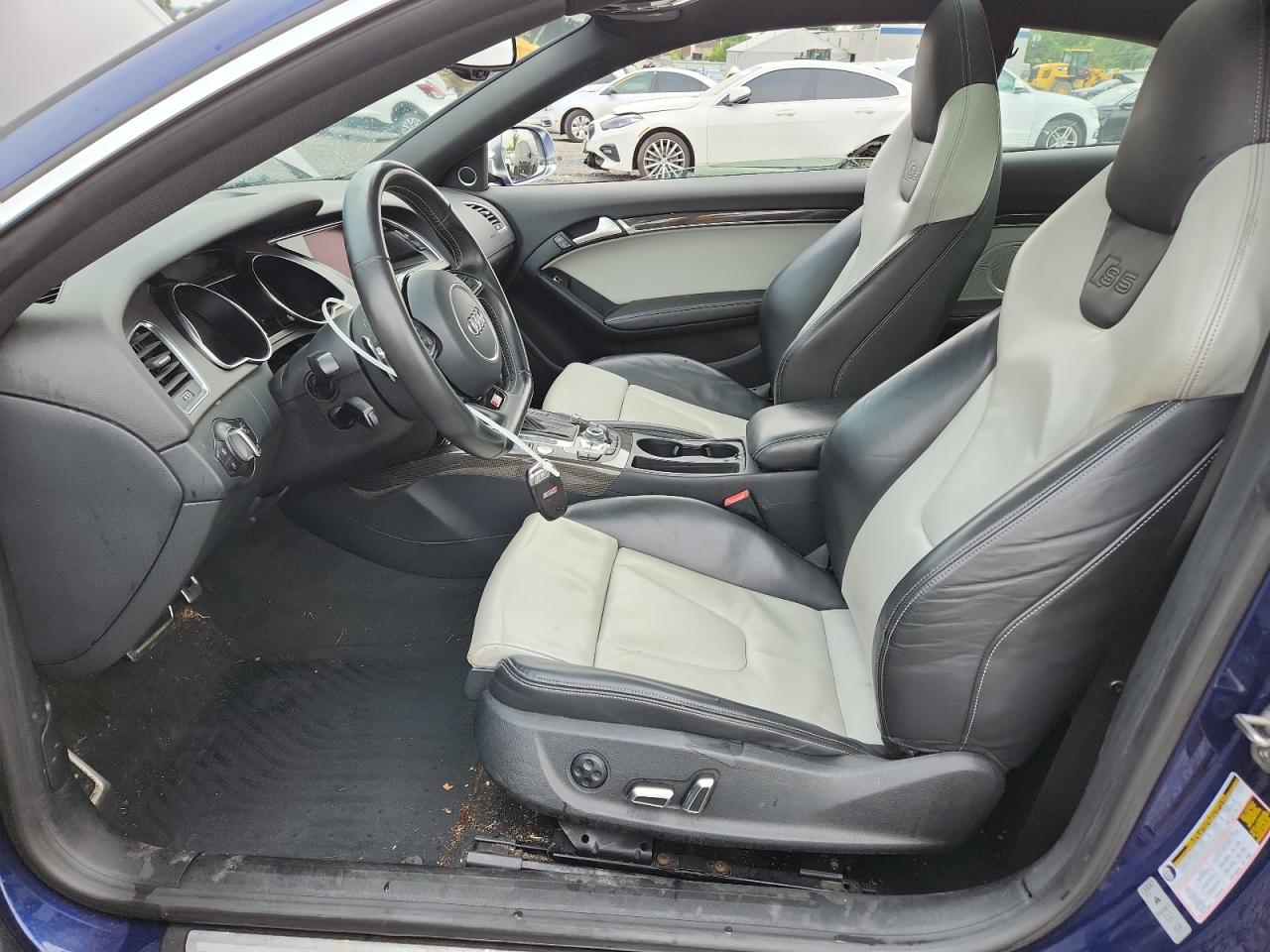 2013 Audi S5 Premium Plus VIN: WAUCGAFR4DA029308 Lot: 64562595