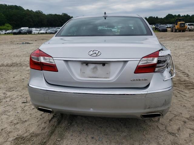 Sedans HYUNDAI GENESIS 2014 Srebrny