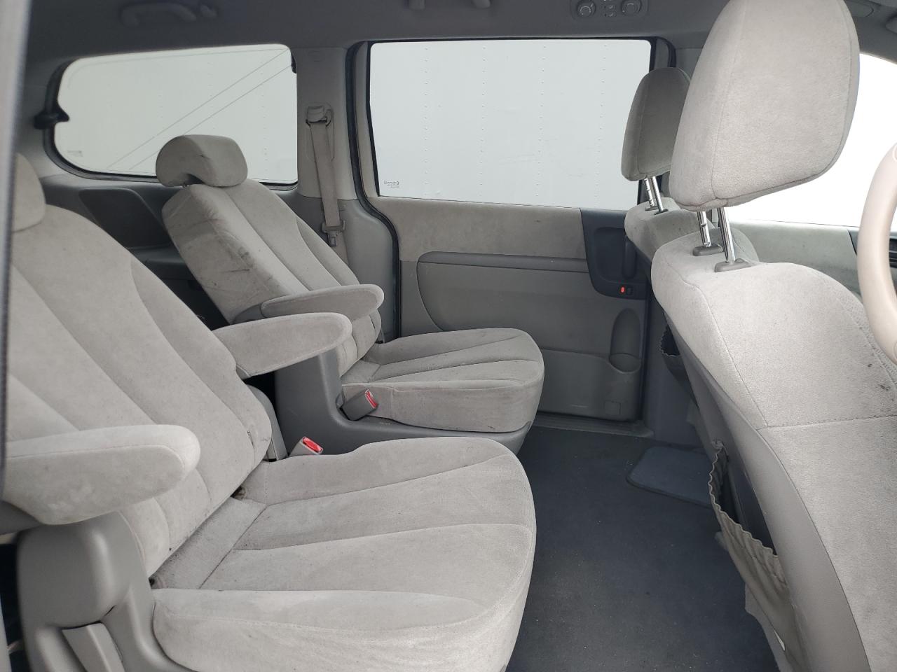 2008 Kia Sedona Ex VIN: KNDMB233486214477 Lot: 63501925