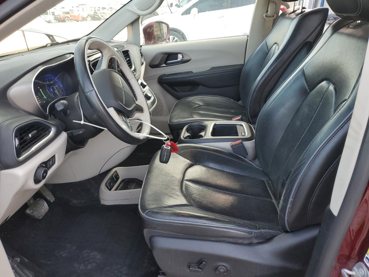 2018 Chrysler Pacifica Limited VIN: 2C4RC1GG8JR358008 Lot: 62821925