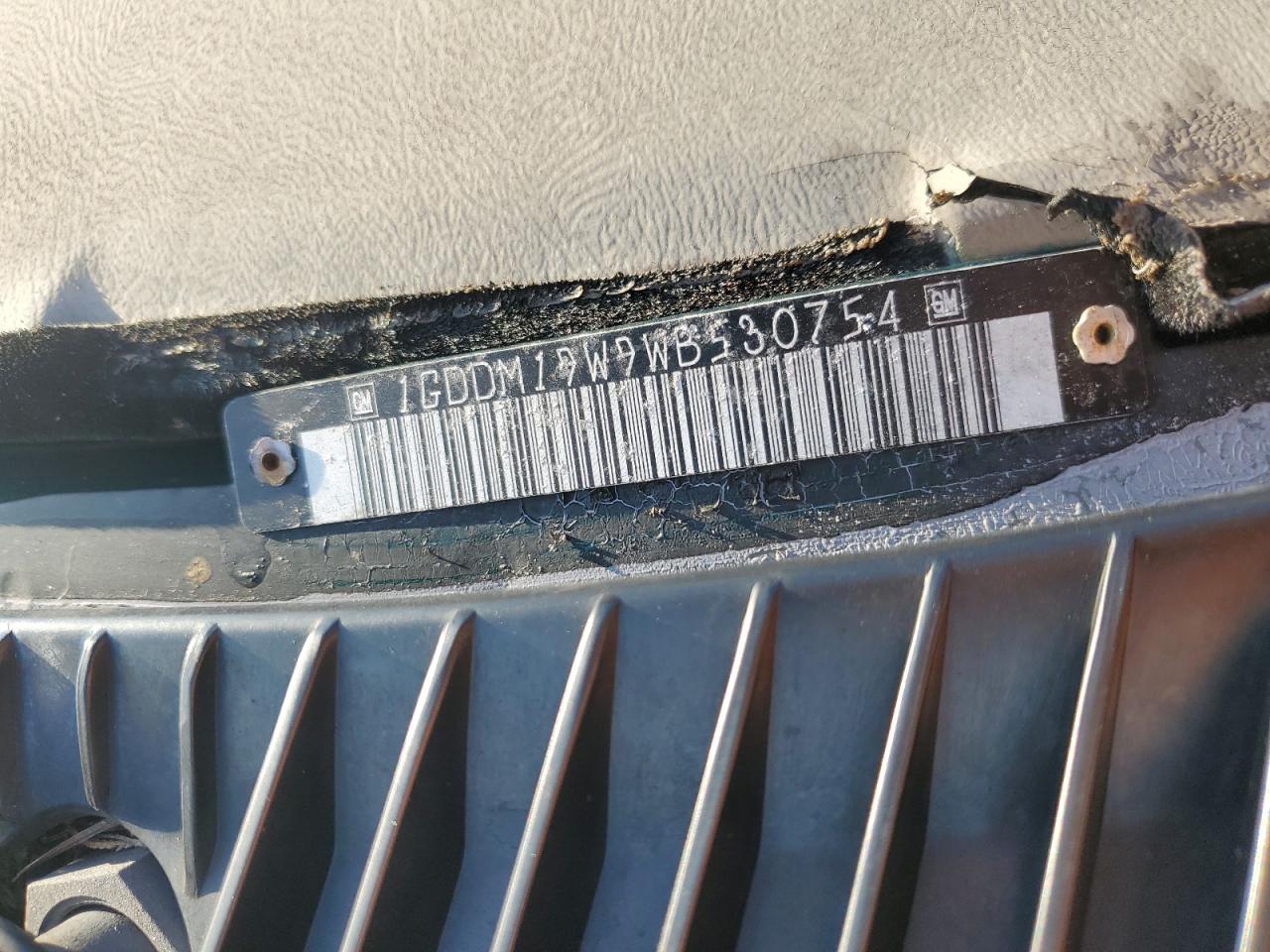 1998 GMC Safari Xt VIN: 1GDDM19W9WB530754 Lot: 65279595