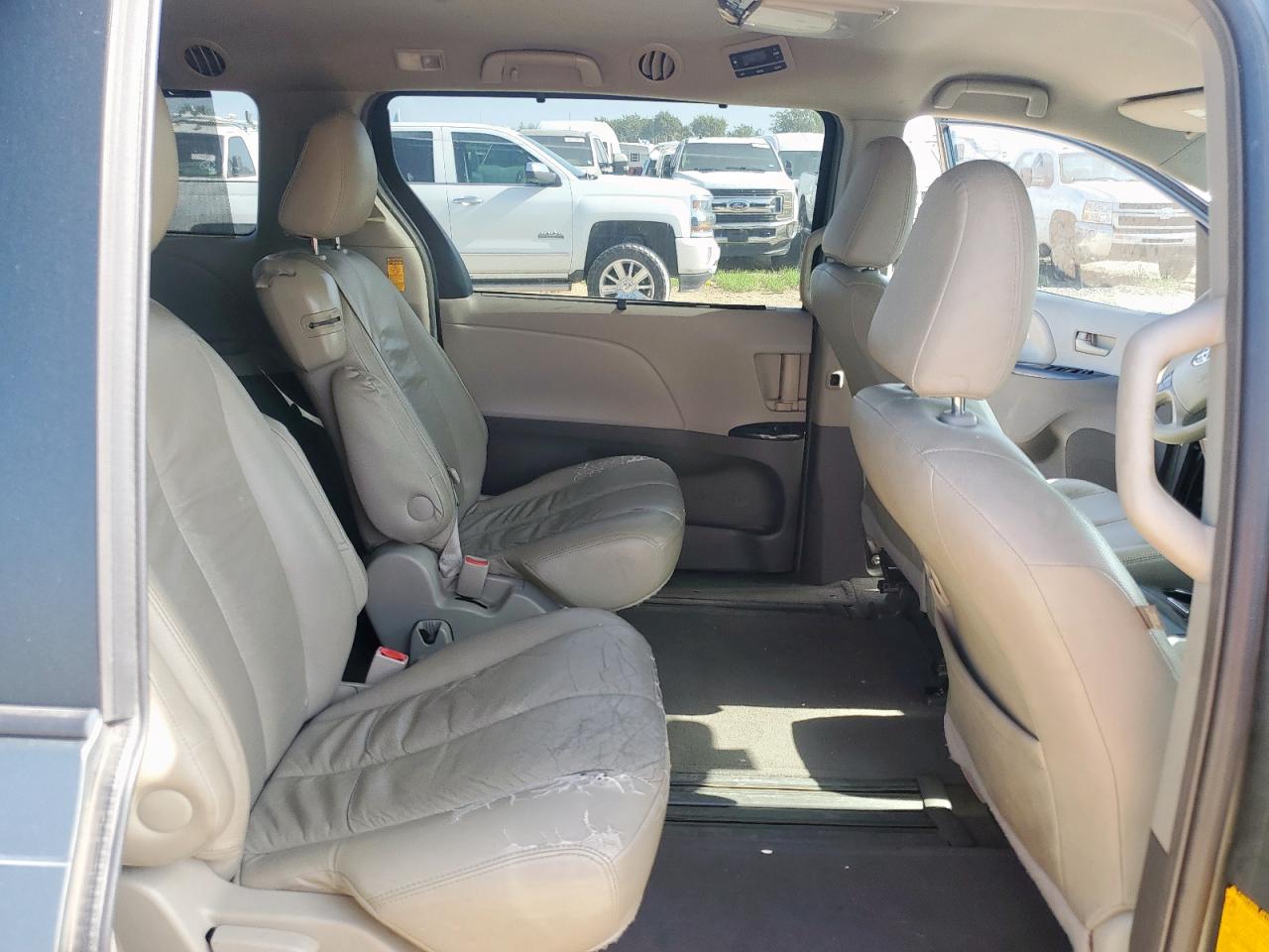 2013 Toyota Sienna Le VIN: 5TDKK3DC4DS398017 Lot: 64443535