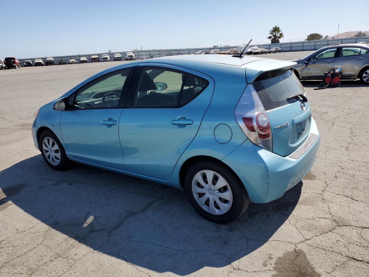 2013 Toyota Prius C VIN: JTDKDTB30D1051570 Lot: 66039385