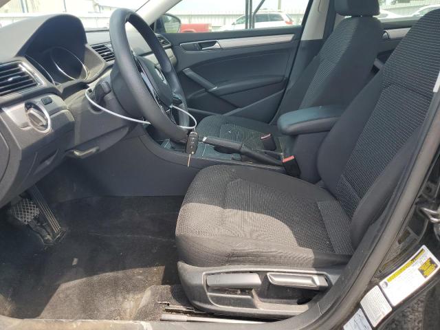 Sedans VOLKSWAGEN PASSAT 2016 Czarny
