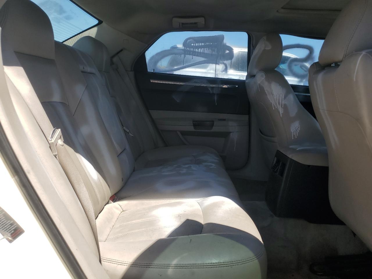 2005 Chrysler 300C VIN: 2C3AA63H55H152935 Lot: 63118225