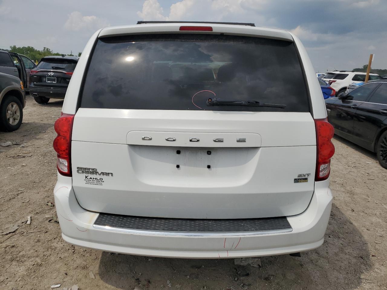 2014 Dodge Grand Caravan Sxt VIN: 2C4RDGCG4ER153037 Lot: 67075895