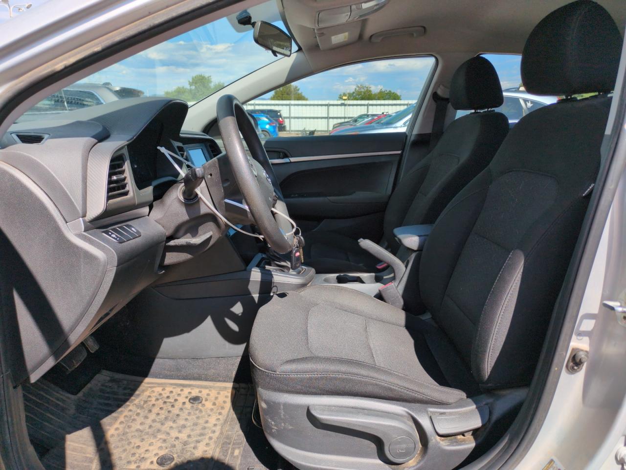 2019 Hyundai Elantra Se VIN: 5NPD74LF8KH489385 Lot: 64761175