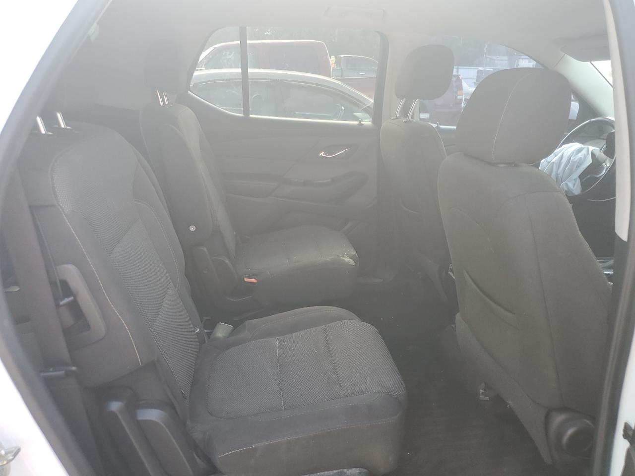 2019 Chevrolet Traverse Lt VIN: 1GNERGKWXKJ135531 Lot: 64363655