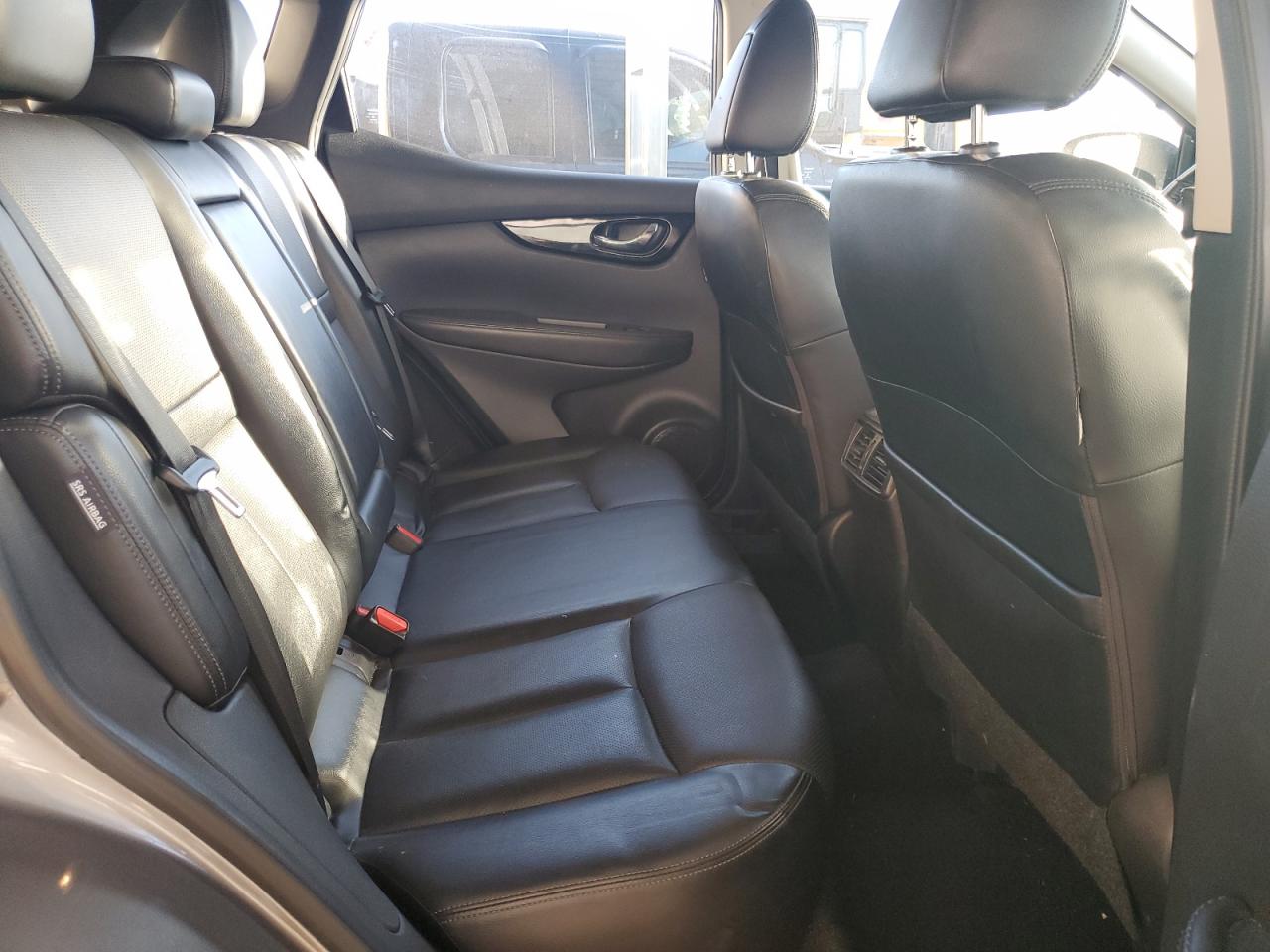 2022 Nissan Rogue Sport Sl VIN: JN1BJ1CW1NW484358 Lot: 63858095