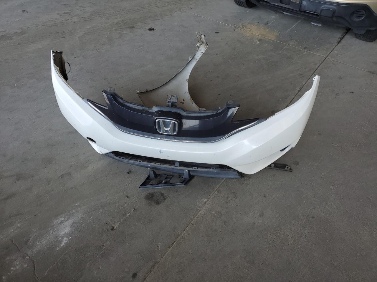2015 Honda Fit Ex VIN: 3HGGK5H86FM725691 Lot: 64452535