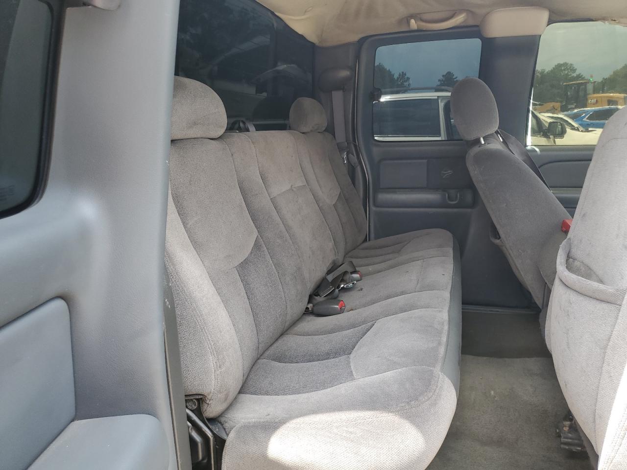 2003 GMC New Sierra C1500 VIN: 2GTEC19V931177186 Lot: 63335915
