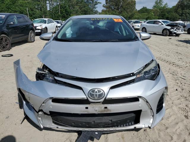  TOYOTA COROLLA 2017 Серебристый