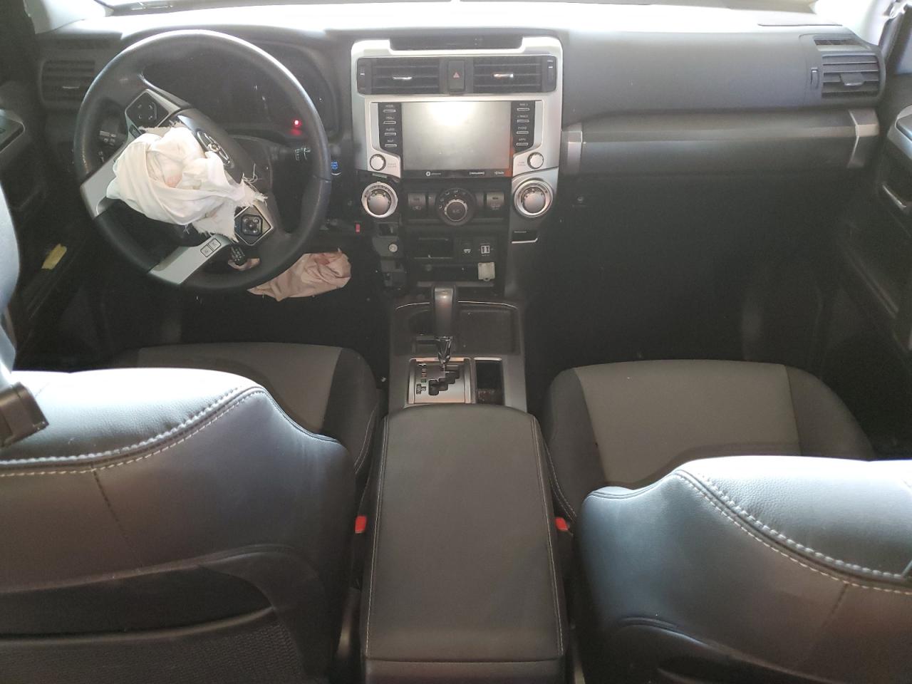 JTEFU5JR9P5295424 2023 Toyota 4Runner Sr5