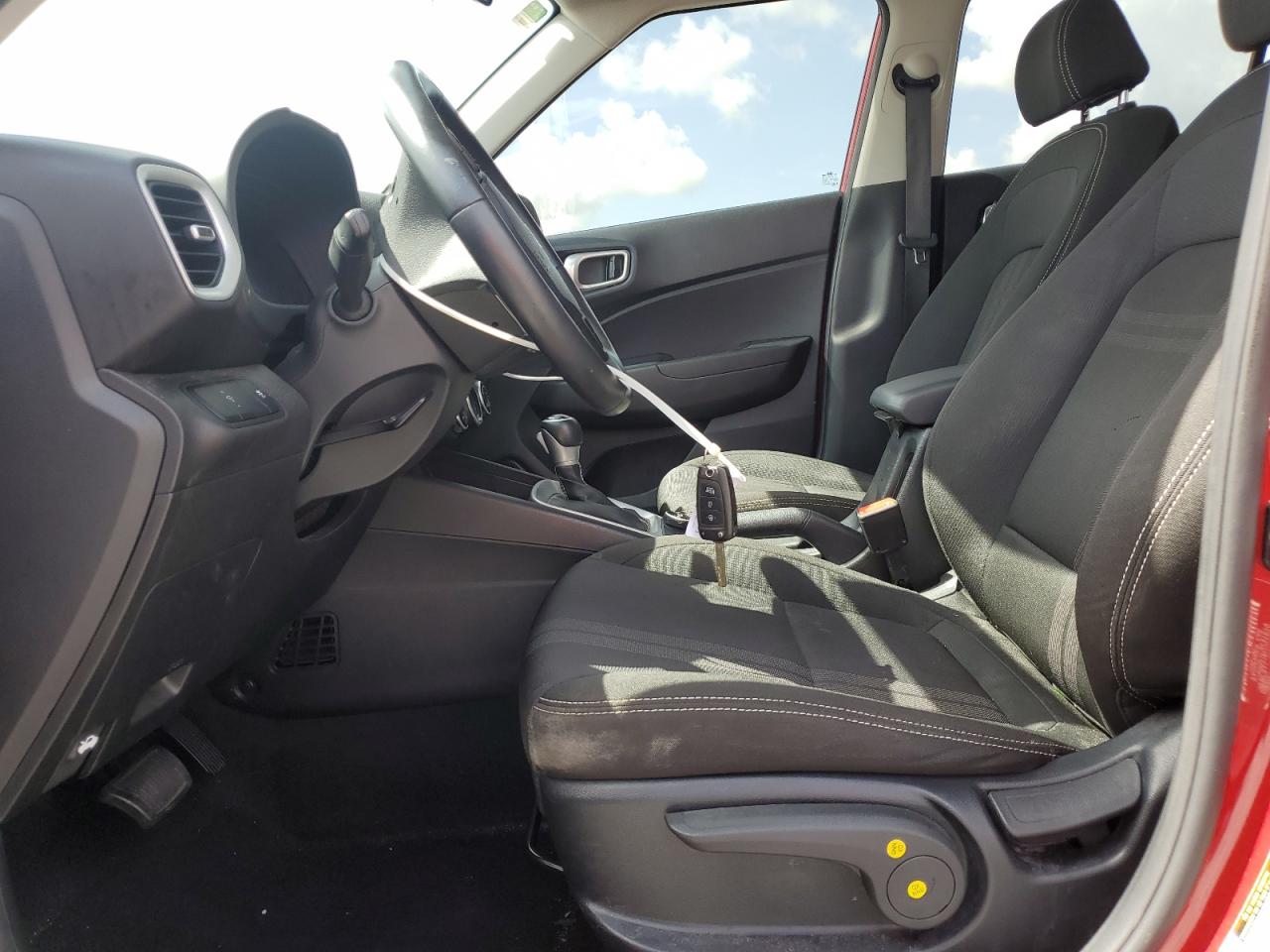 2023 Hyundai Venue Sel VIN: KMHRC8A31PU231879 Lot: 63856985
