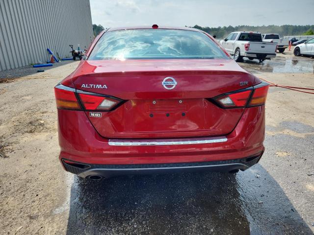  NISSAN ALTIMA 2021 Красный