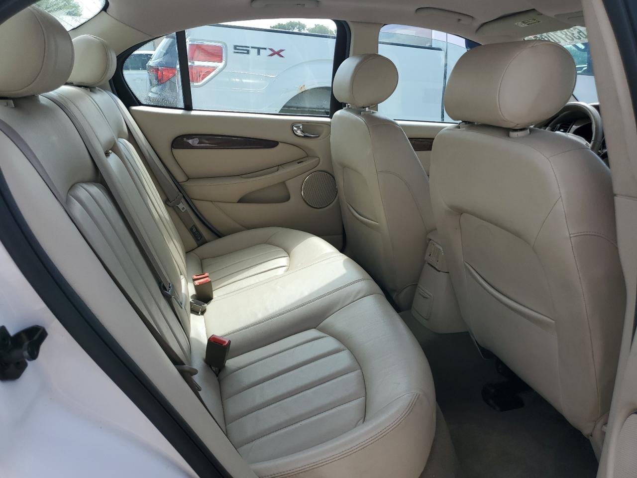 2002 Jaguar X-Type 2.5 VIN: SAJEA51D52XC65366 Lot: 63870905