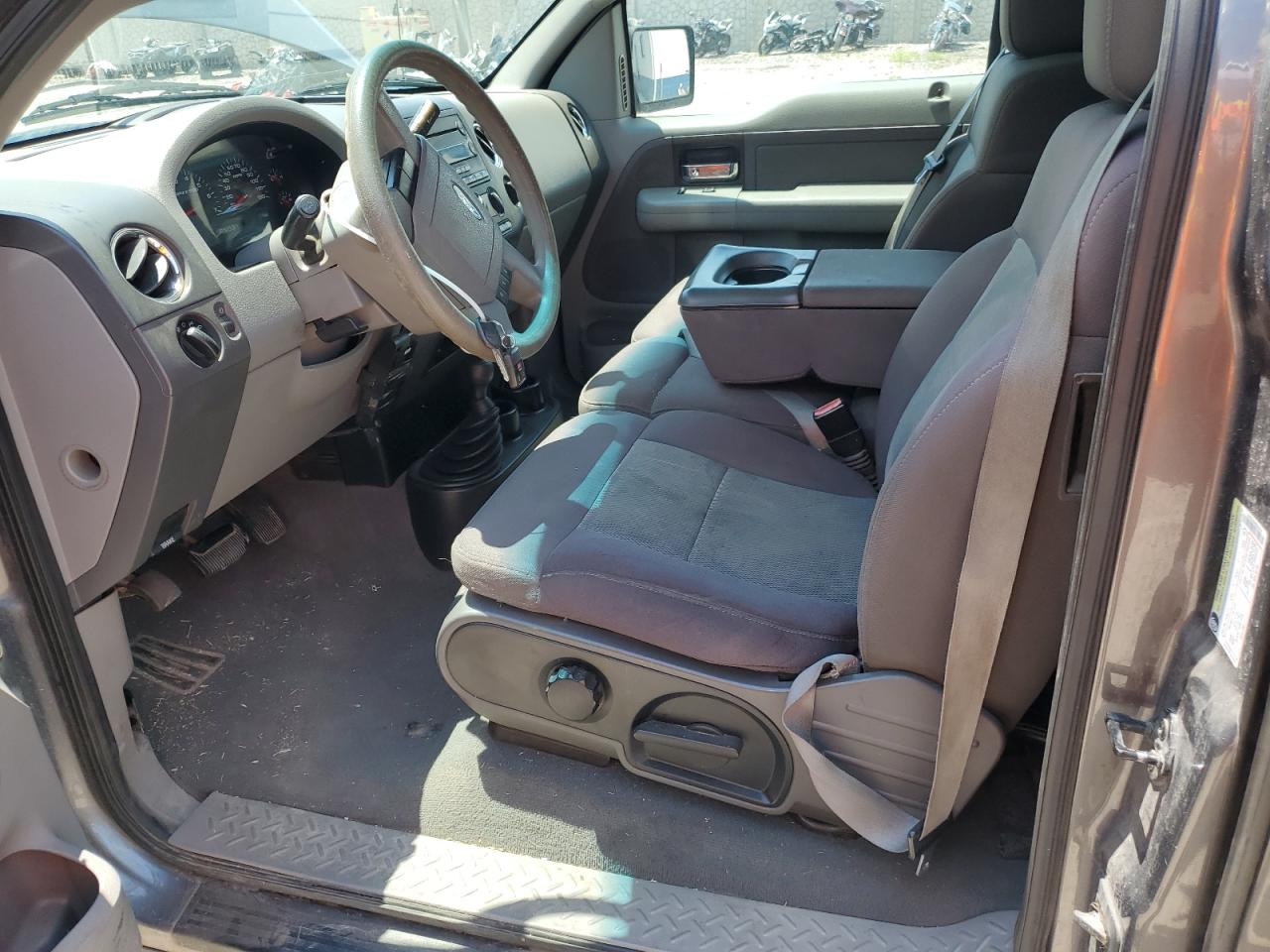 2005 Ford F150 VIN: 1FTPX14545FA18141 Lot: 63351605
