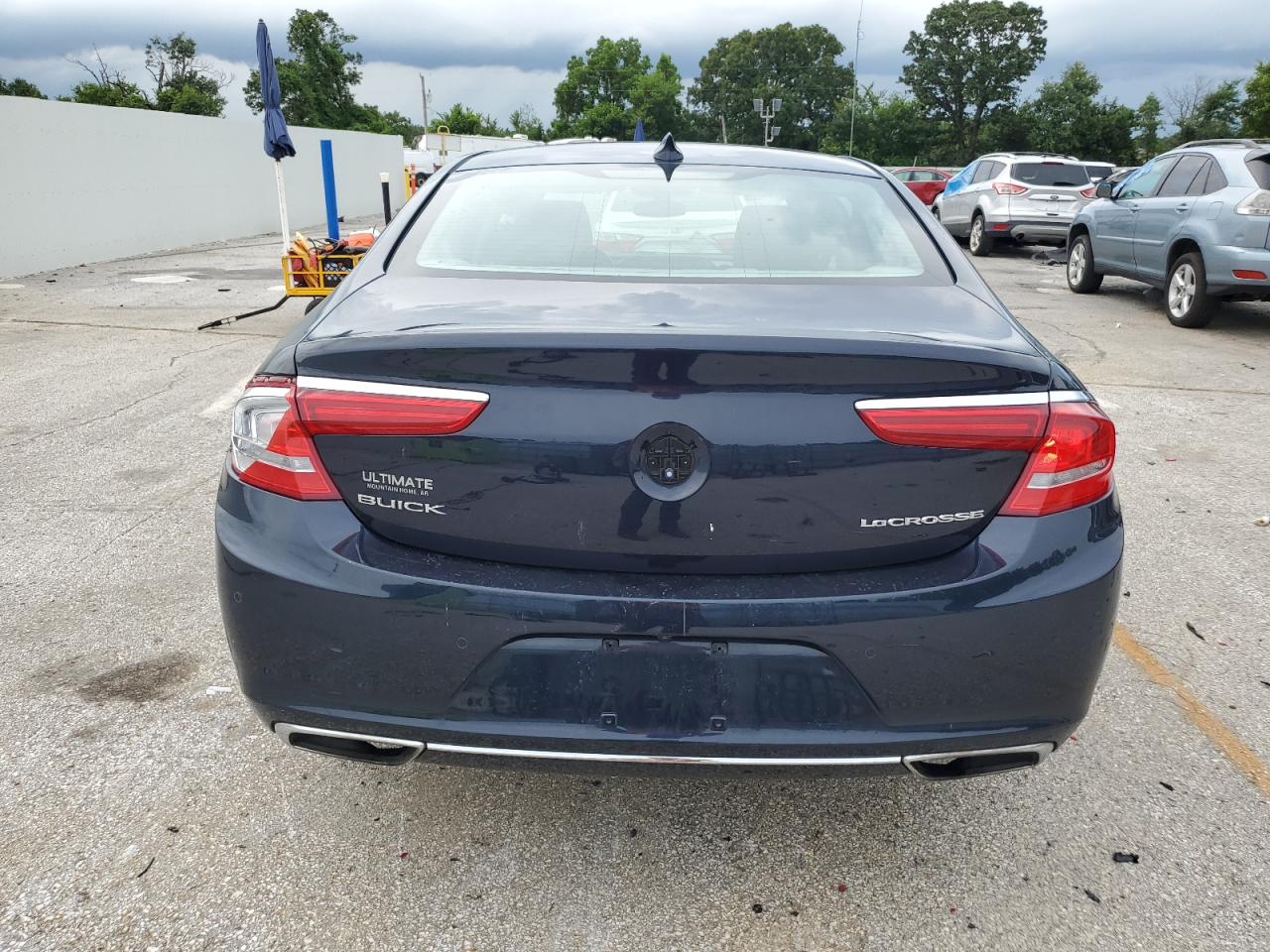 2017 Buick Lacrosse Essence VIN: 1G4ZP5SS8HU211090 Lot: 63332745